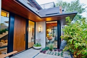 Vision House LA Exterior